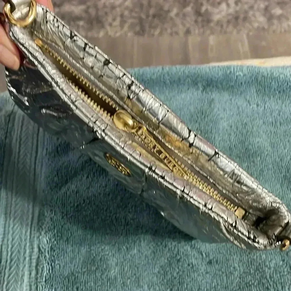 Tory Burch metallic cross bag - Picture 6 of 14